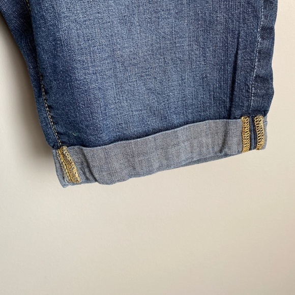 Banana Republic Factory Women's Medium Wash Denim Bermuda Walking Shorts 30/10 - Picture 4 of 12